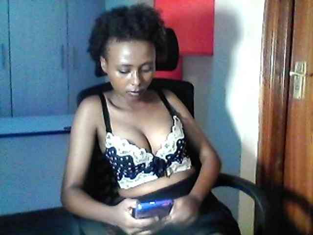 Blackass254 webcam