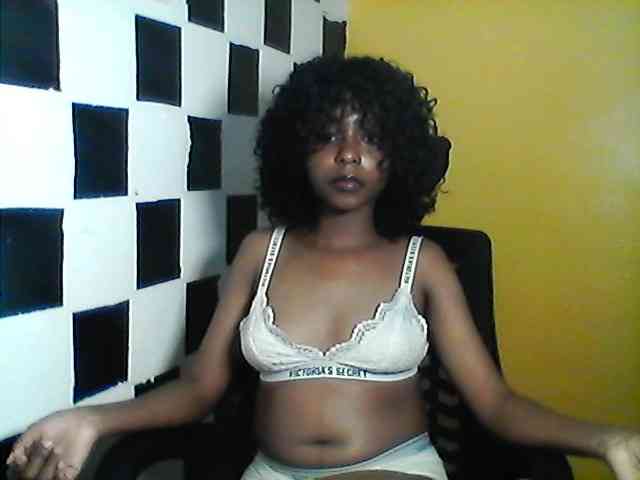 Blackass254 webcam
