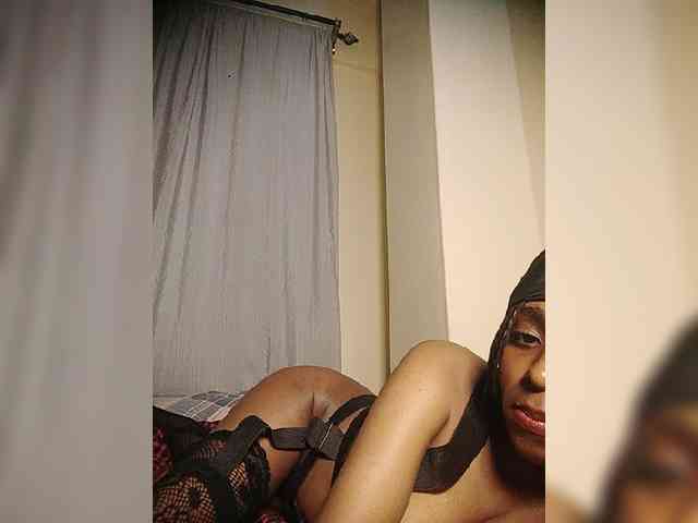 Blackass254 webcam
