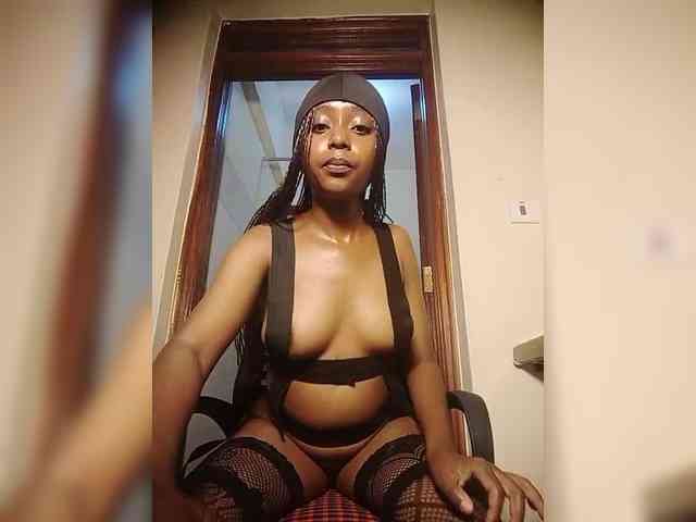 Blackass254 webcam