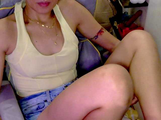 Anastasiaz live cam on BongaCams
