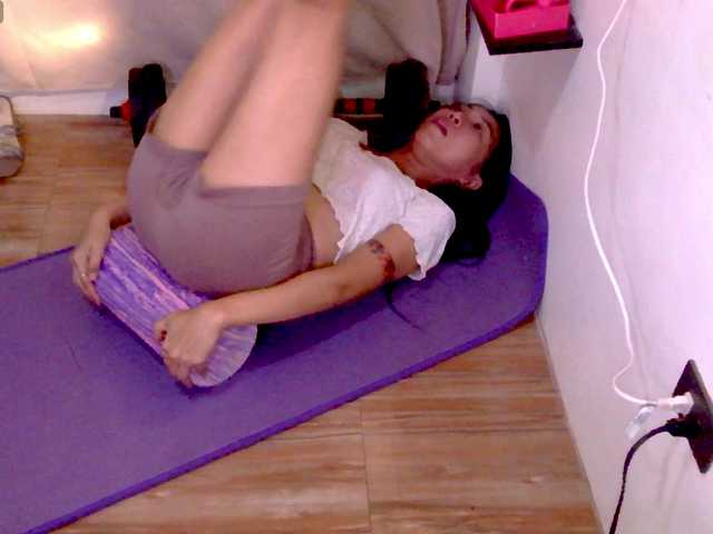 Anastasiaz, 38 y/o - Live Cam on BongaCams