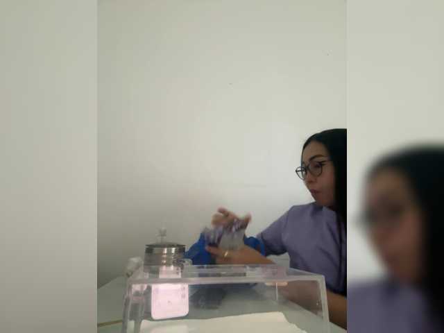 Anastasiaz — live female cam