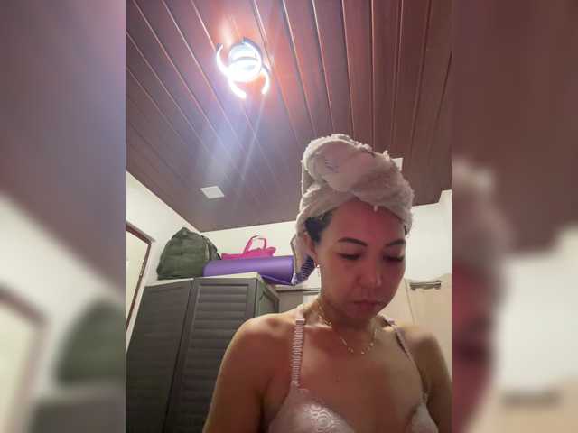Anastasiaz live cam on BongaCams