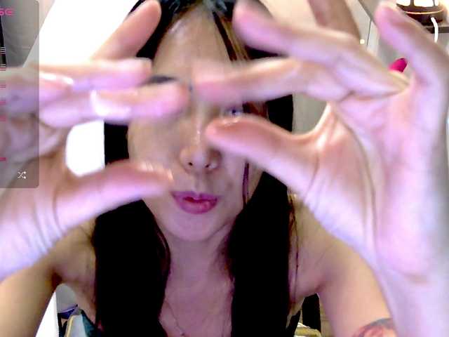 Anastasiaz live cam on BongaCams