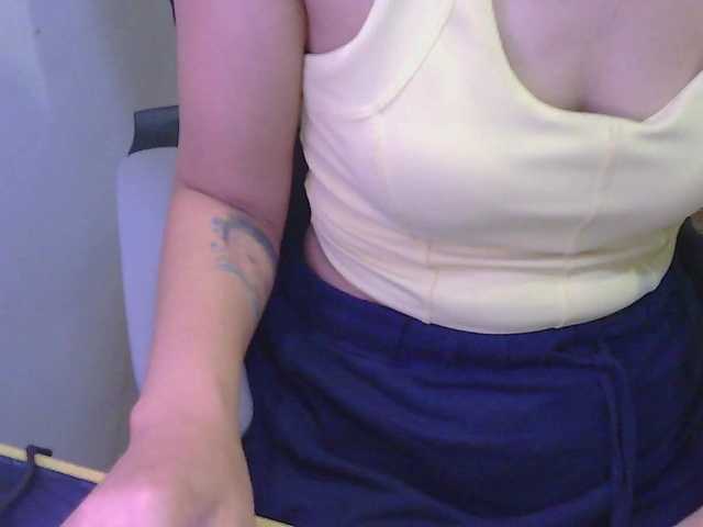 Anastasiaz's BongaCams show and profile