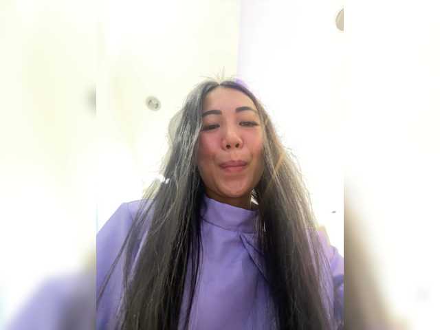 Anastasiaz, en directo ahora en BongaCams