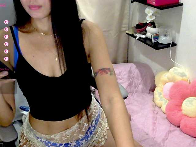 Anastasiaz live cam on BongaCams