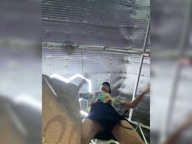 Anastasiaz live cam on BongaCams