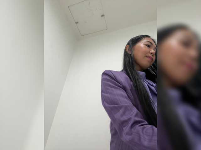 Anastasiaz, en directo ahora en BongaCams