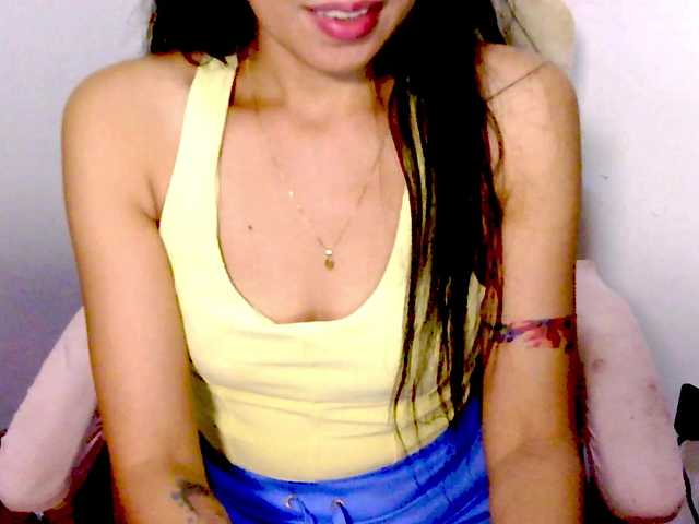 Anastasiaz live cam on BongaCams