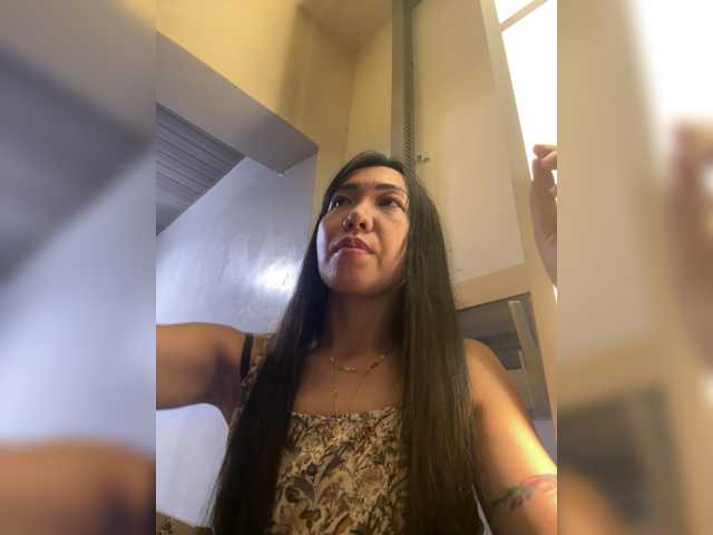 Anastasiaz live cam on BongaCams