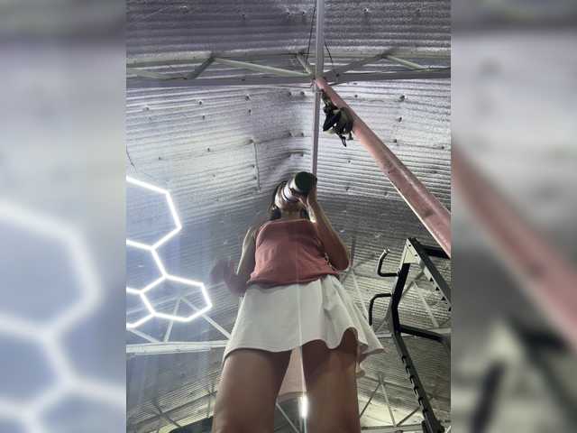 Anastasiaz live cam on BongaCams