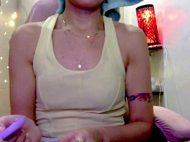 Anastasiaz live cam on BongaCams