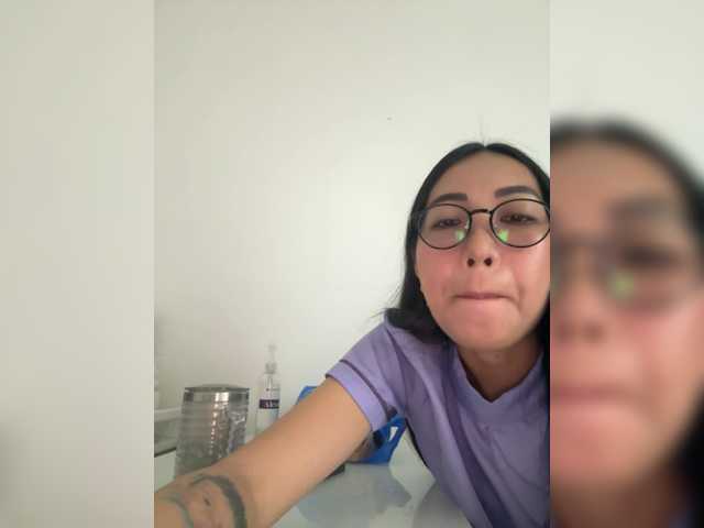 Anastasiaz — live female cam