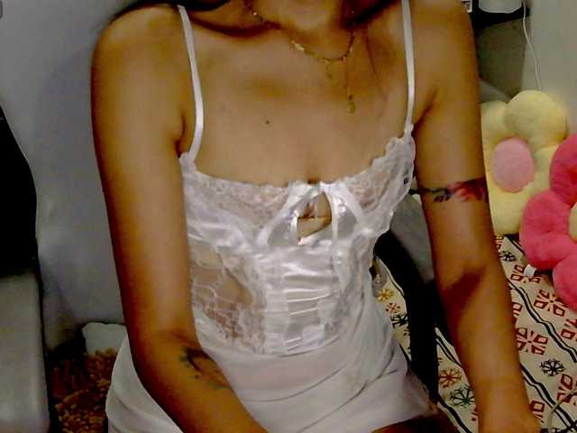 Anastasiaz live cam on BongaCams