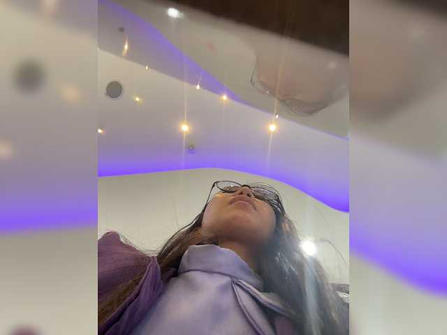 le modèle Anastasiaz est en webcam porno dans un show sur le site bongacams, il possède les tags suivants: Asian,Brunette,Shaved