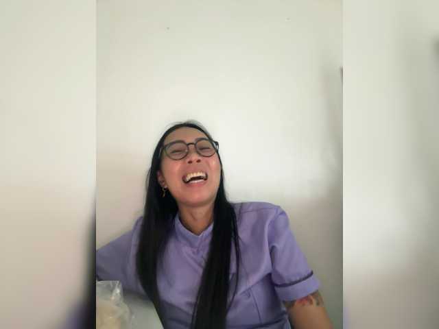 Anastasiaz — live female cam