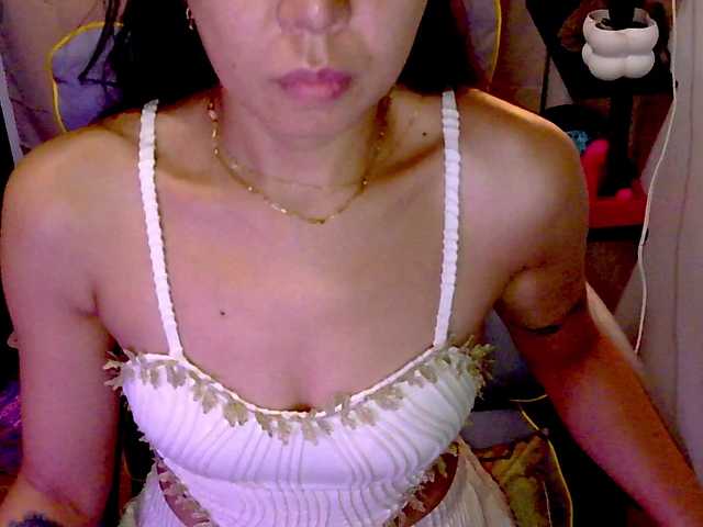 Anastasiaz live cam on BongaCams