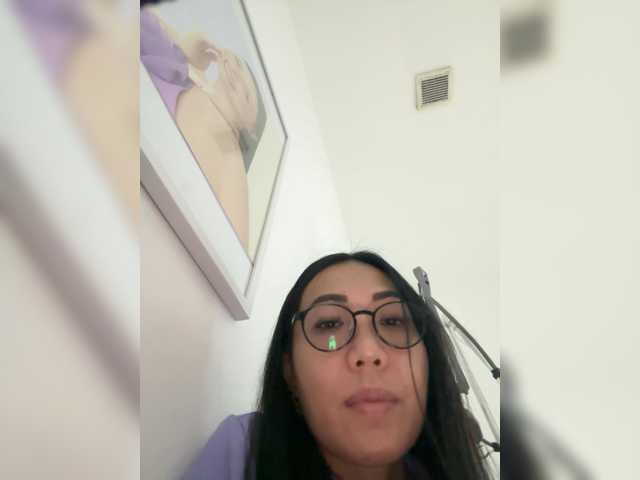 Anastasiaz live cam on BongaCams