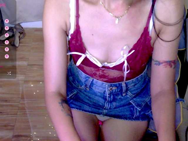 Anastasiaz live cam on BongaCams
