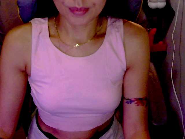 Anastasiaz live cam on BongaCams