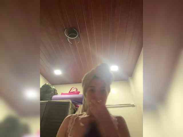 Anastasiaz webcam