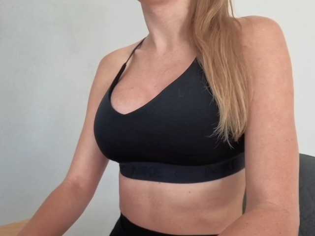 pinabellaa live cam on BongaCams