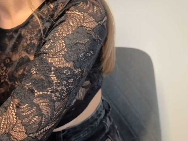 pinabellaa live cam on BongaCams
