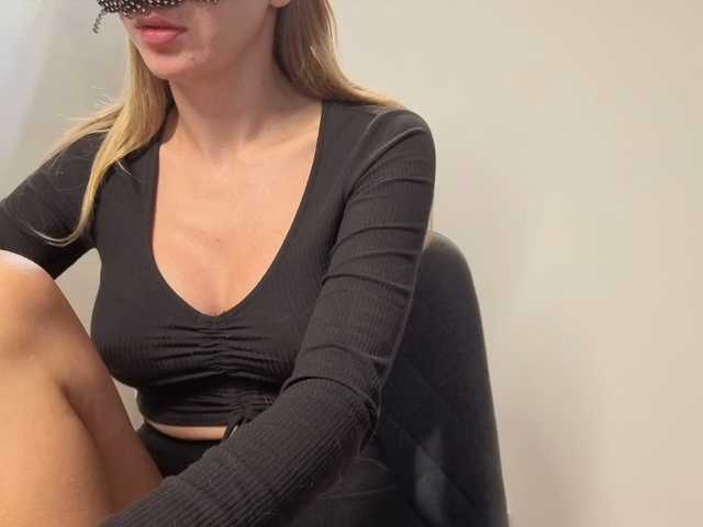 pinabellaa live cam on BongaCams