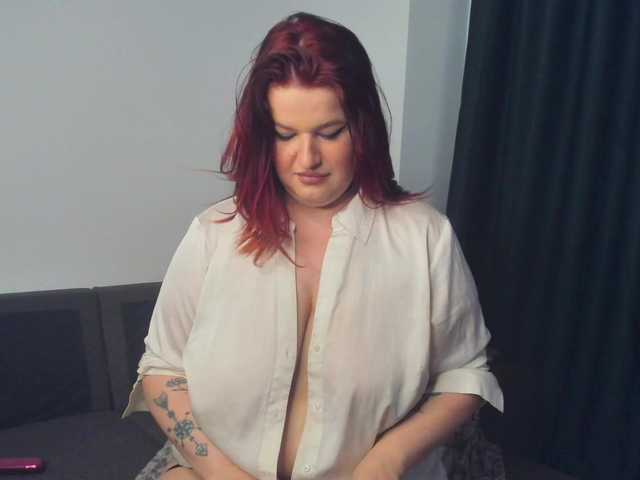 LaraHartt live cam on BongaCams