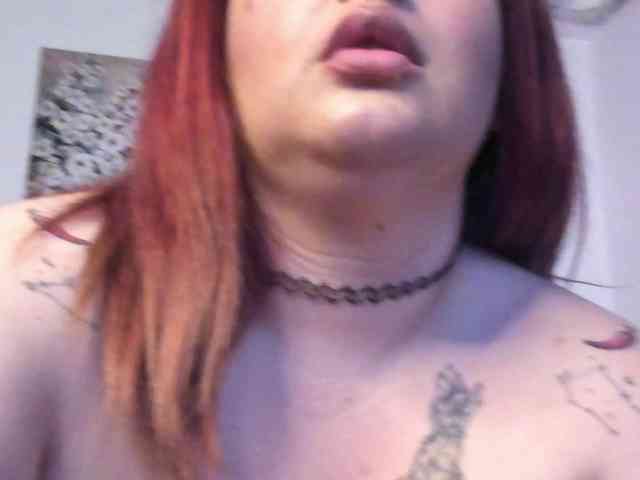 LaraHartt webcam
