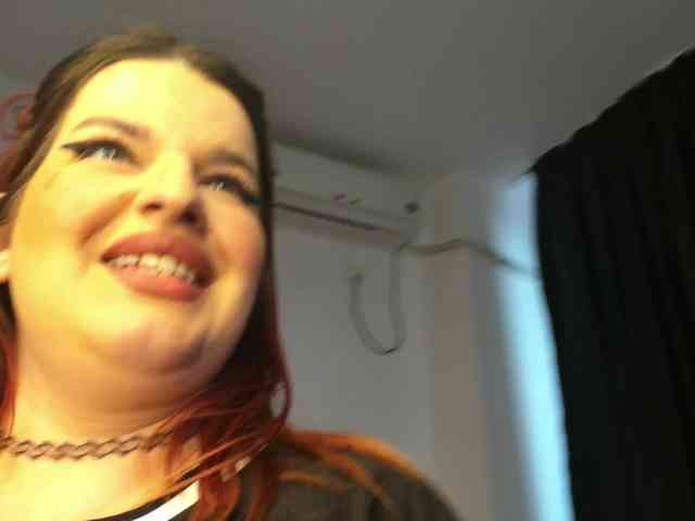 LaraHartt LaraHartt