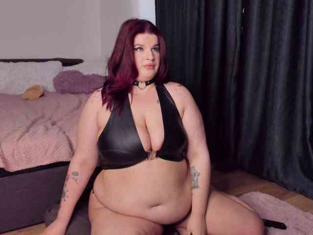 LaraHartt webcam
