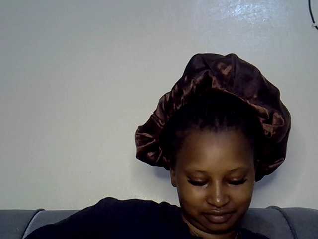 Cayvaal live cam on BongaCams