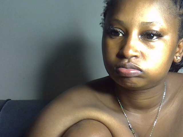 Cayvaal live cam on BongaCams