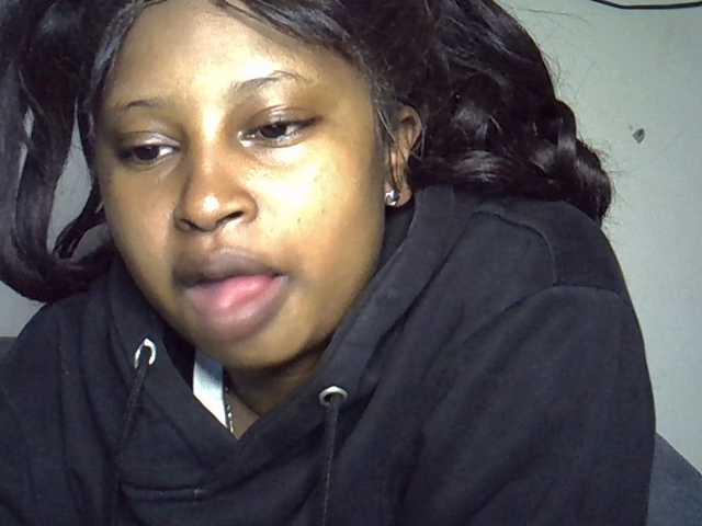 Cayvaal live cam on BongaCams