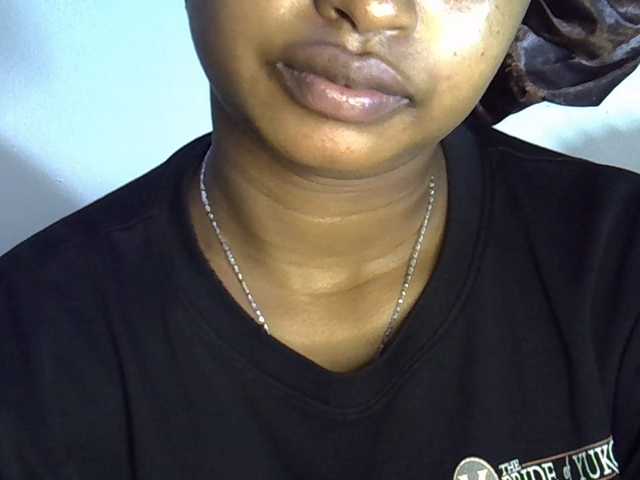 Cayvaal's BongaCams show and profile