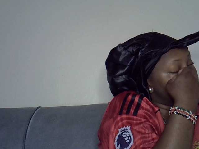 Cayvaal live cam on BongaCams