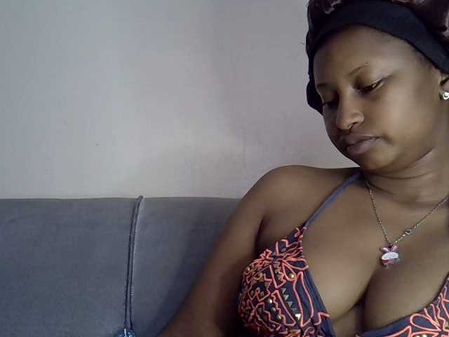 Cayvaal's BongaCams show and profile