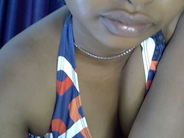 Cayvaal's BongaCams show and profile