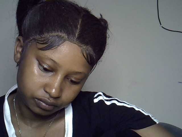 Cayvaal live cam on BongaCams