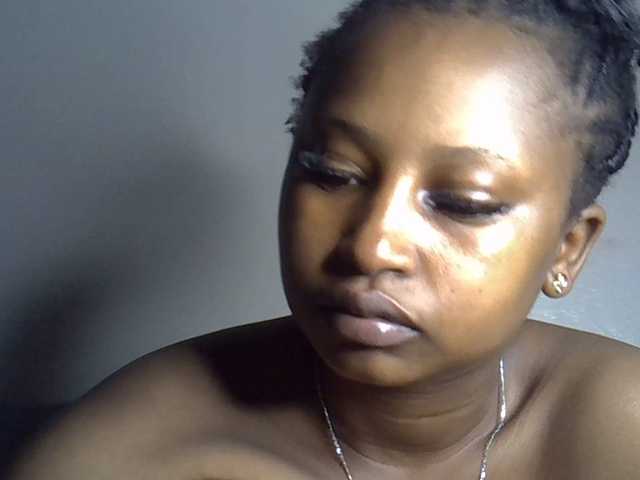 Cayvaal live cam on BongaCams