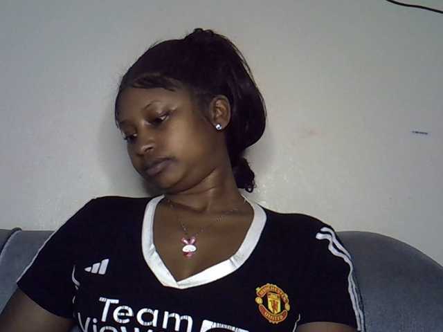 Cayvaal live cam on BongaCams