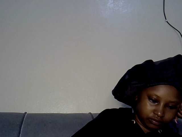 Cayvaal live cam on BongaCams