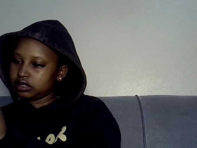 Cayvaal live cam on BongaCams