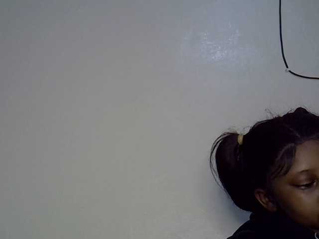 Cayvaal live cam on BongaCams