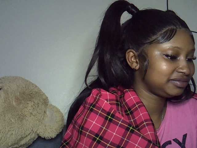 Cayvaal live cam on BongaCams