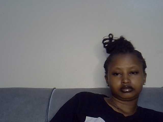 Cayvaal live cam on BongaCams