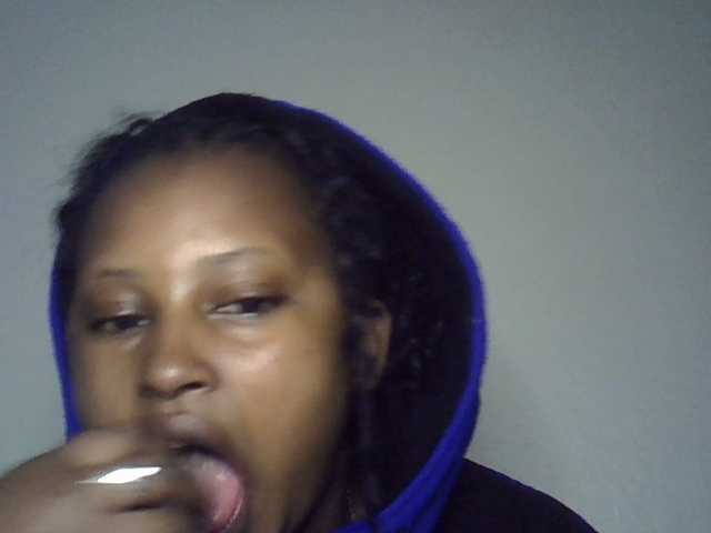 Cayvaal live cam on BongaCams